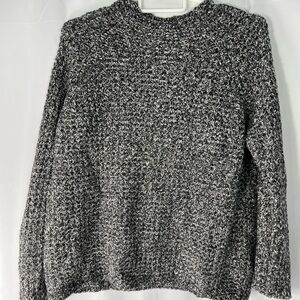 Denver Hayes Black and White Knit Sweater